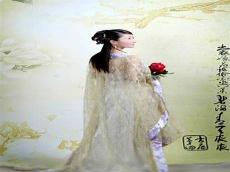 画一个古代女子背影
